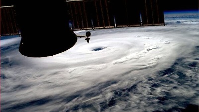 Hurricane-Arthur-from-space-jpg_20150527210012-159532