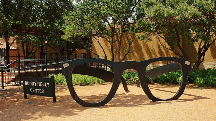 Buddy Holly Center glasses 720