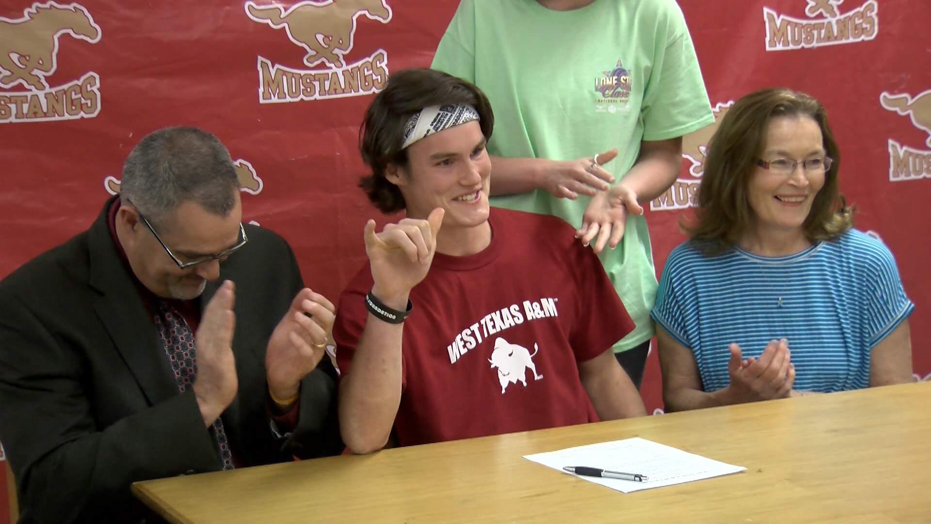Coronado Signing 5-23_1464061538569.jpg