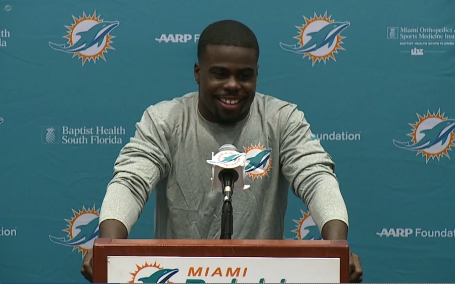 jakeem grant in front of miami media_1463010289019.jpg