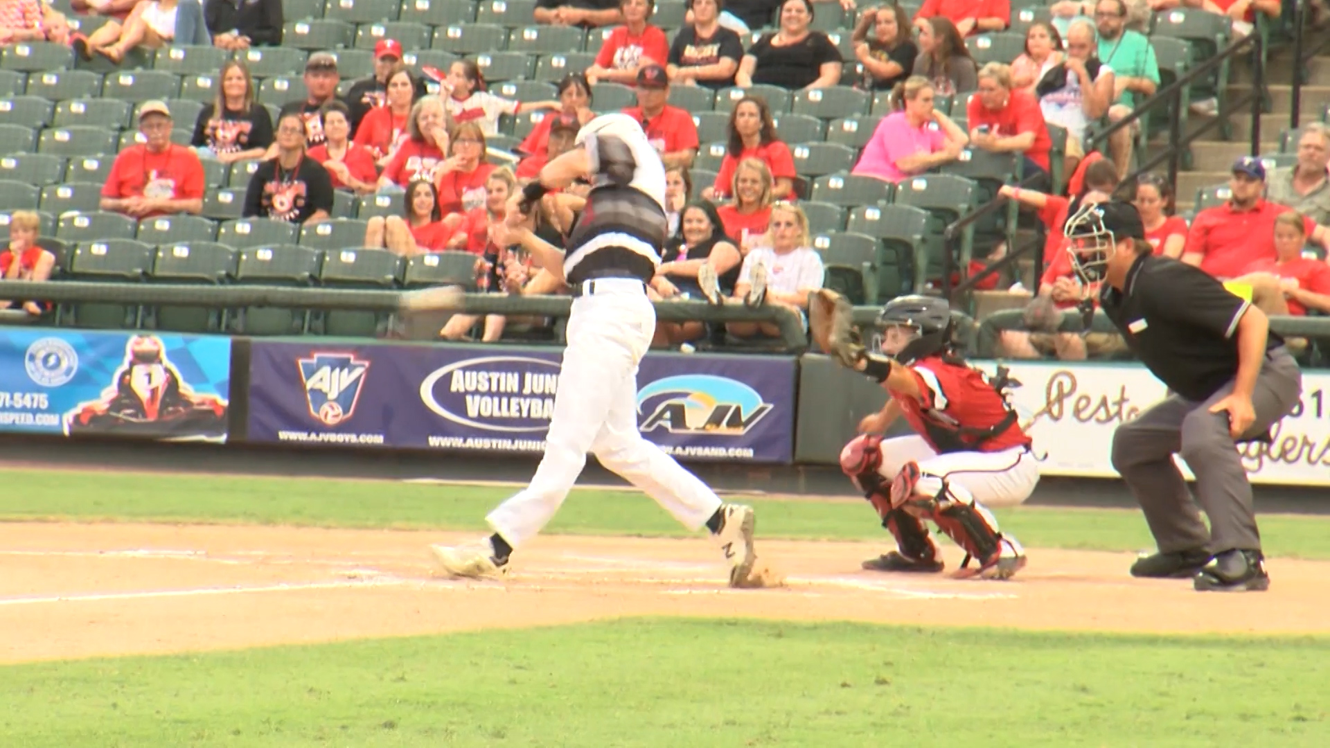 Shallowater v West.00_00_15_18.Still001_1465444425110.jpg