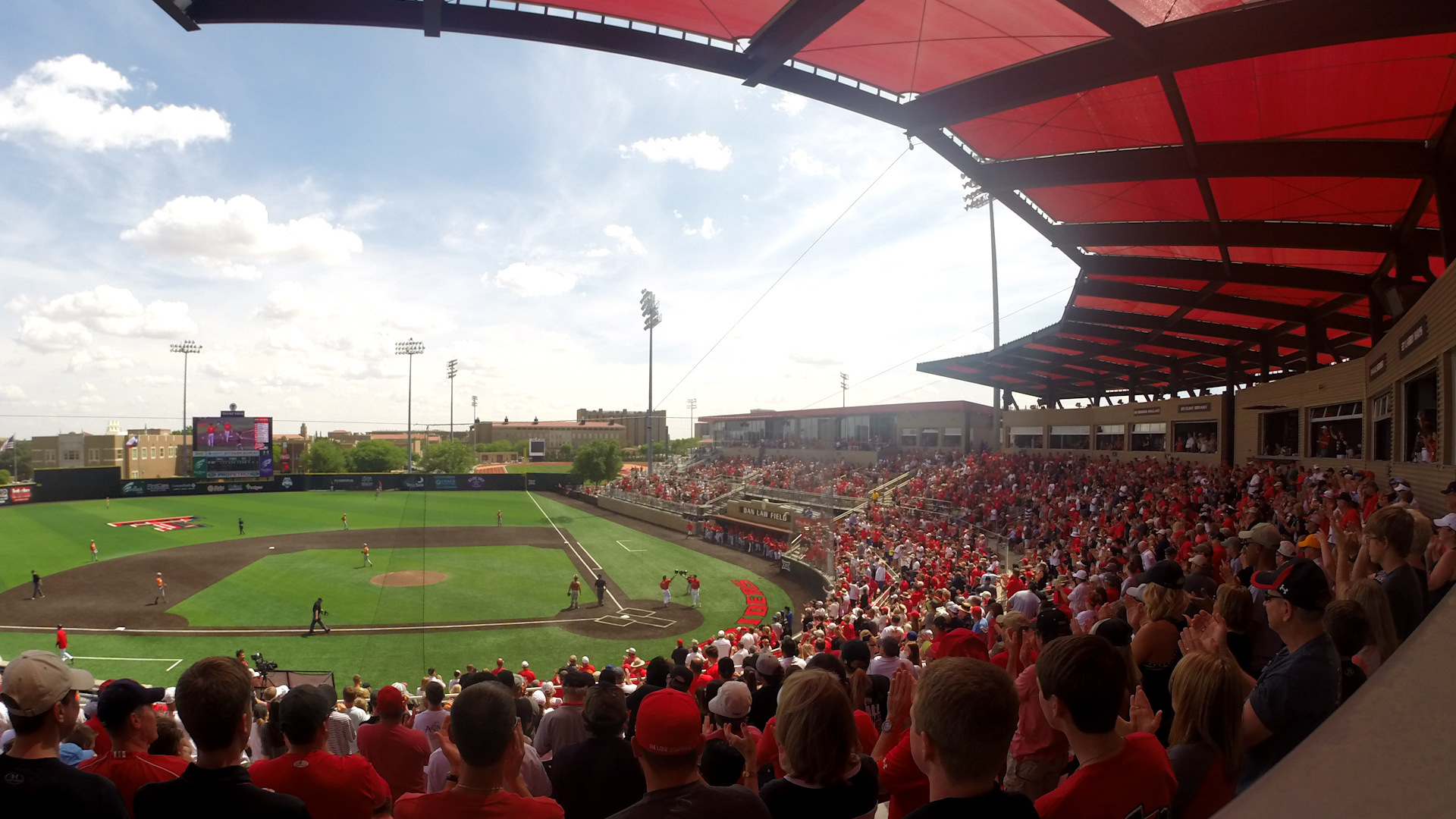 stephen smith HR pano shot3_1464747989211.jpg