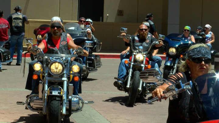 Chrome & Crayons Toy Run 2016 - 720