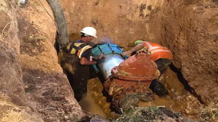 Ruptured Water Line in North Lubbock (8-22-16) - 720