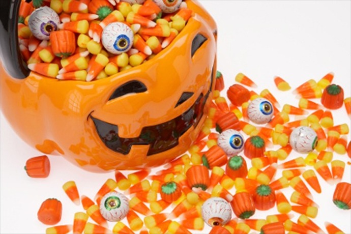 Halloween Candy_-1516271497083728484