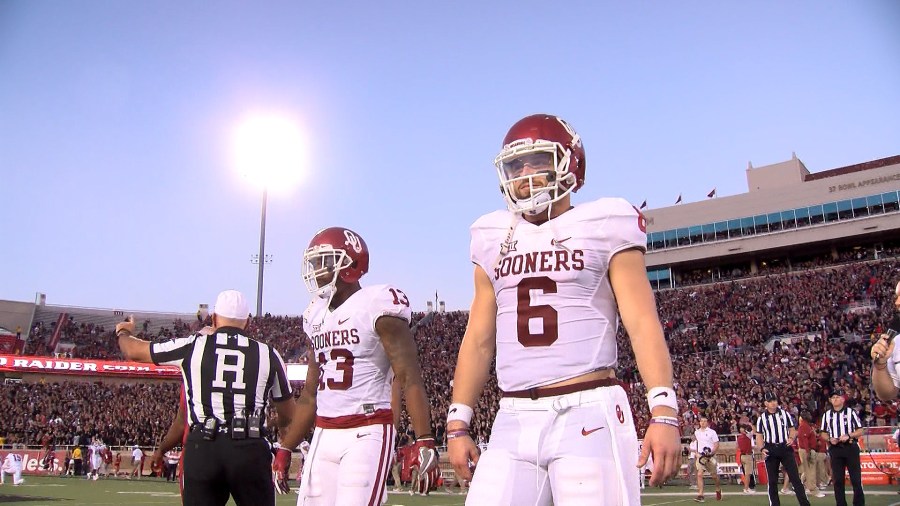 baker mayfield walk out_1477198813837.jpg