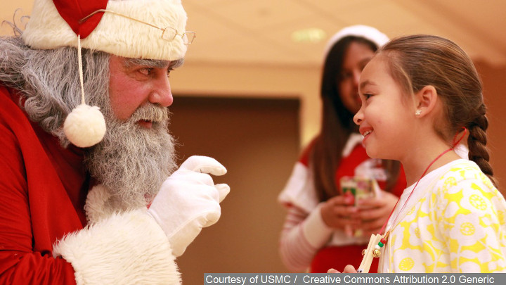 Santa Claus Talking to Kids - 720