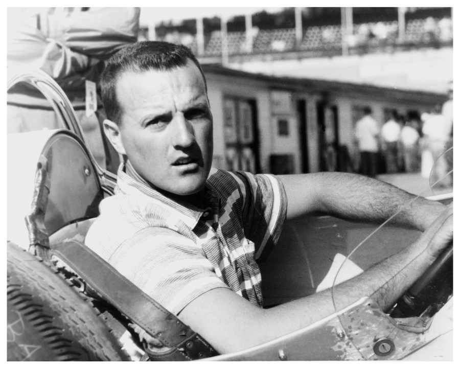 01_1958-15-19-AJ-FOYT_1493139264423.jpg