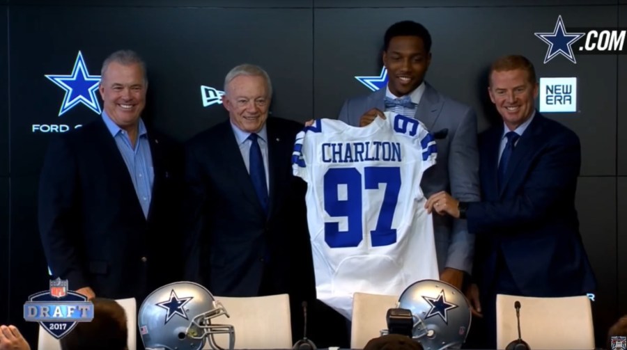 Taco Charlton Cowboys 1st Round 2017_1493438261305.jpg