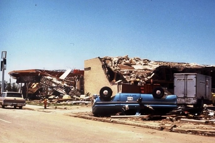 Lubbock 1970 tornado aftermath C.B. and Conny Martin via lubbocktornado1970.com 690_-2423990500745982473