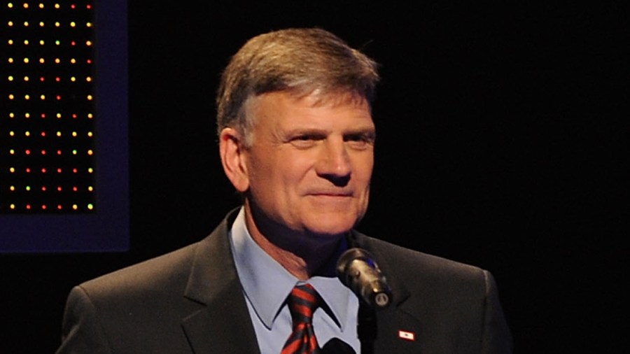 Franklin-Graham_1462390841603_94398_ver1_20161229043437-159532