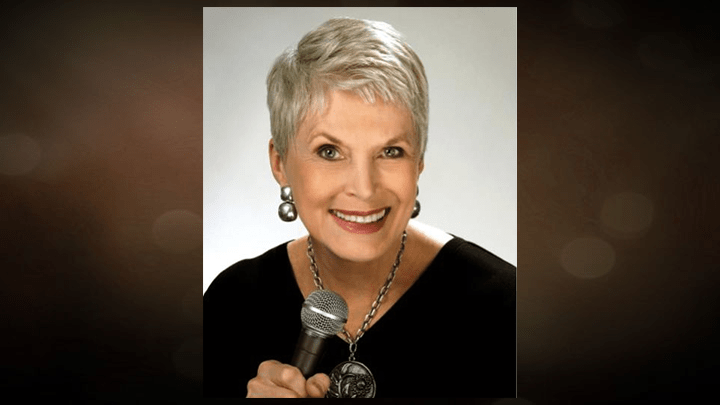 Jeanne Robertson Photo - 720