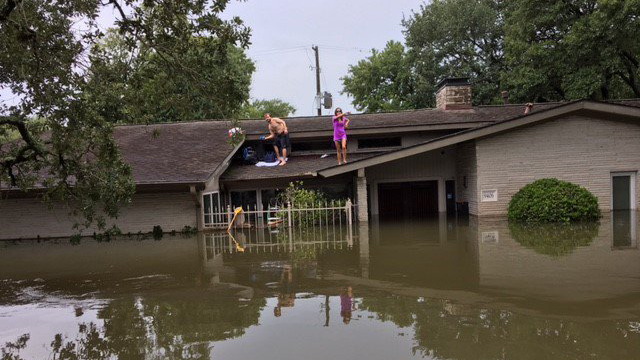 Hurricane Harvey rescues_1507925276947-159532.jpg18682601