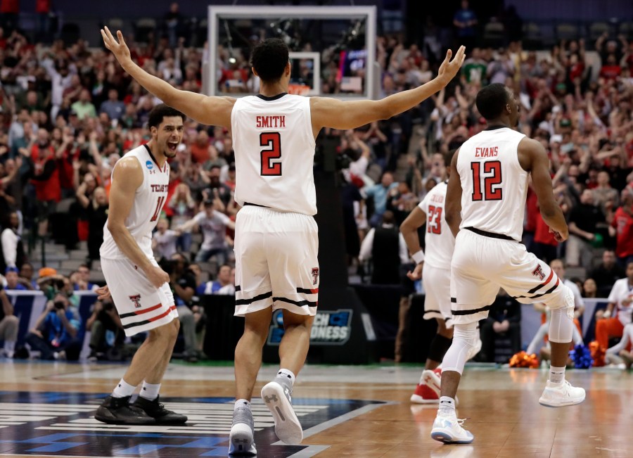 APTOPIX_NCAA_Florida_Texas_Tech_Basketball_87132-159532.jpg97652887