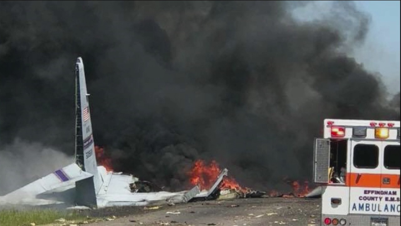 Reports_of_military_aircraft_on_Highway__0_41432603_ver1.0_1525281533267.jpg