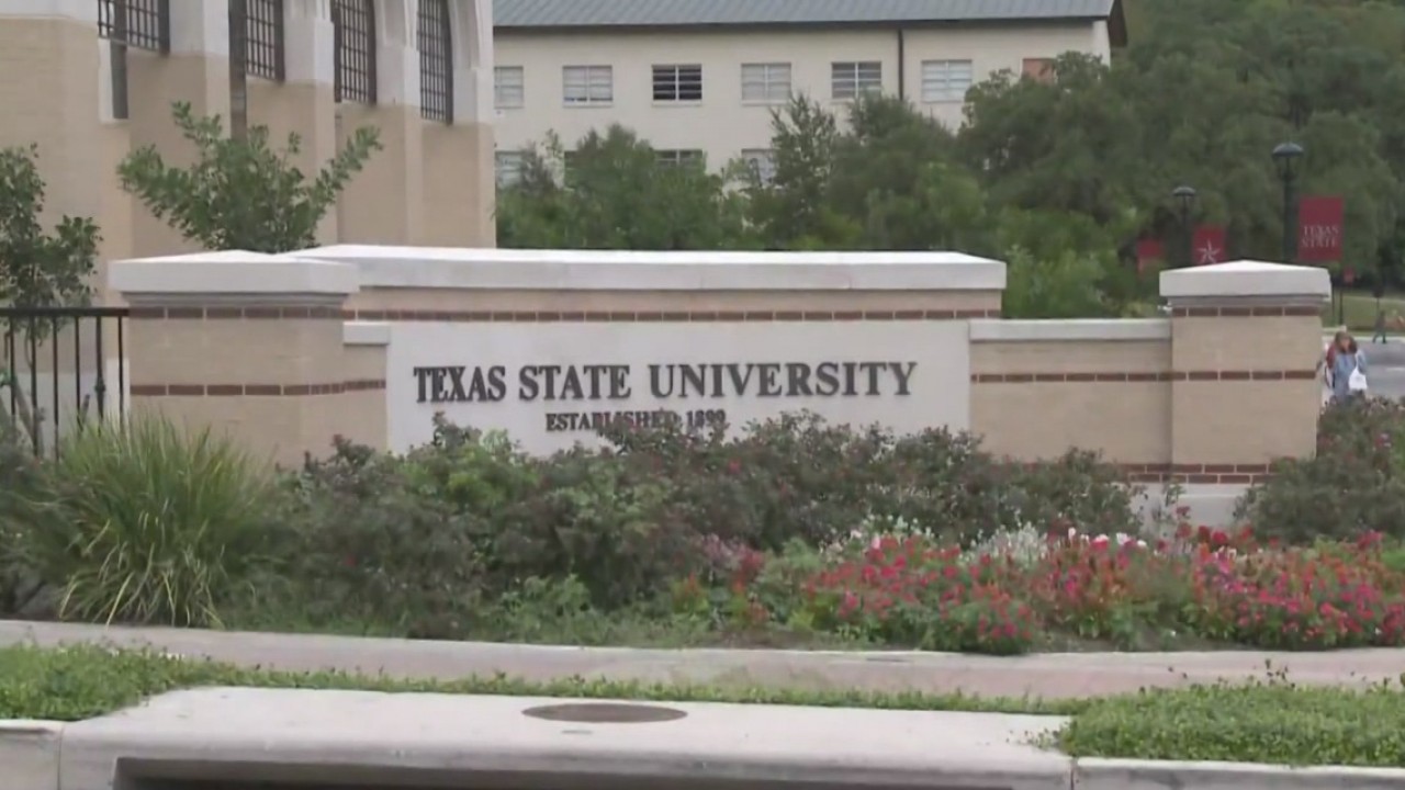 Texas State University sign_645447-846655081