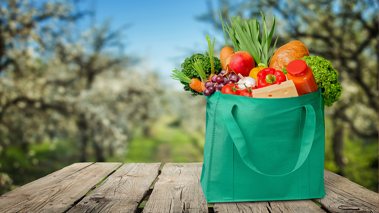 green-living-vegetables-reusable-bag_1514932092153_327599_ver1_20180103055621-159532