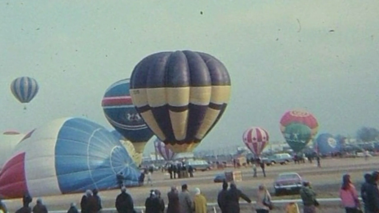Balloon_Fiesta_has_an_uplifting_history_0_20180921210947-846624080