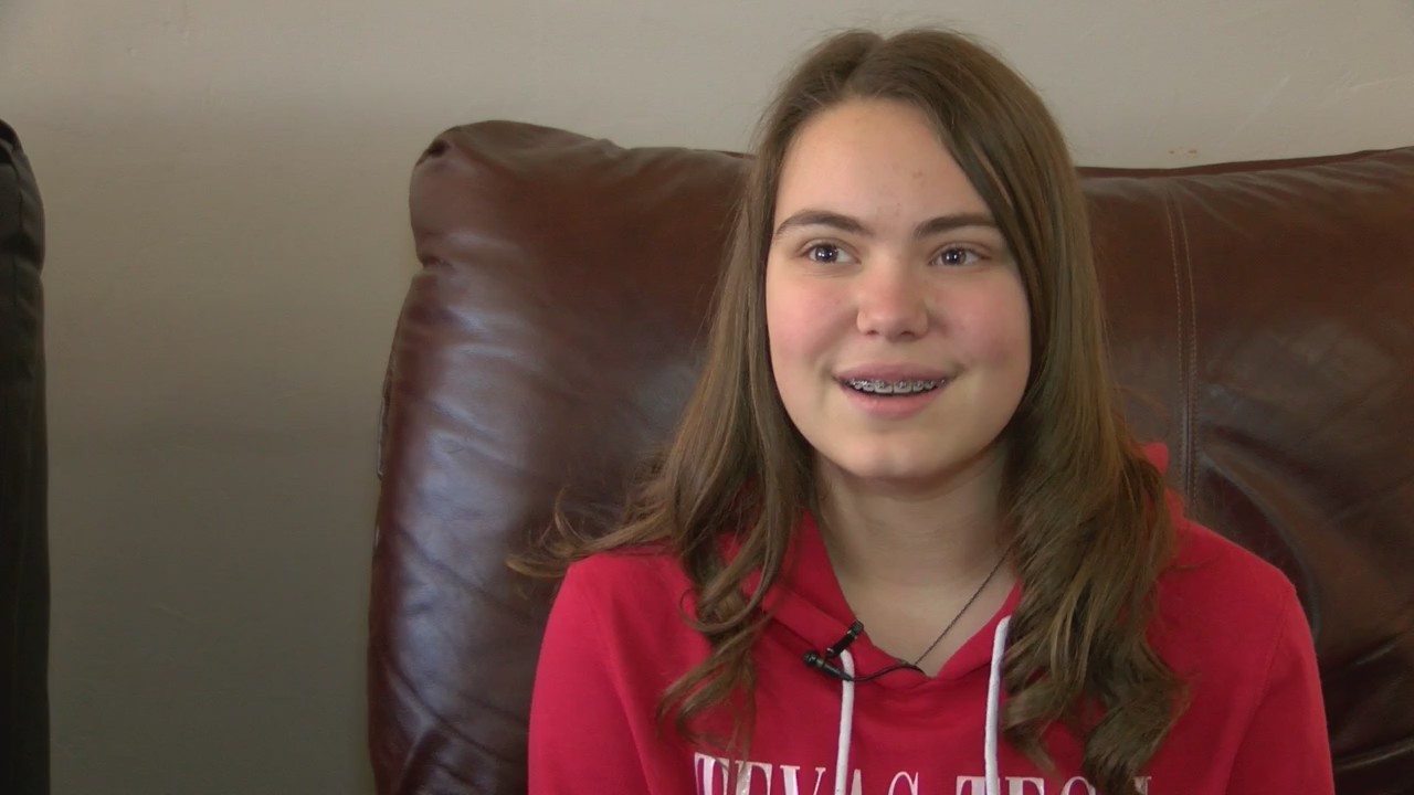 Texas_Tech_teen_fan_surprised_with_ticke_0_20181206003123