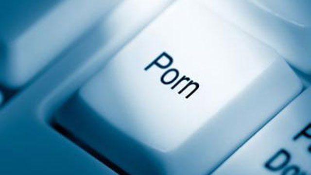 computer keyboard key labeled porn, pornography68238299-159532